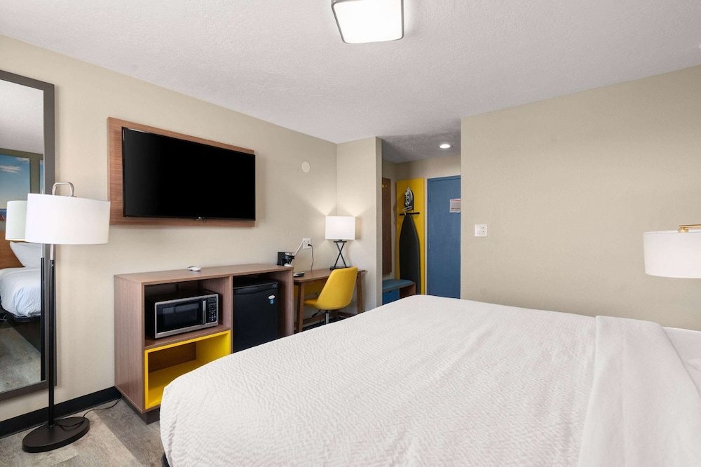 غرفة بسرير كينج، Days Inn by Wyndham Albuquerque I-25 7/10