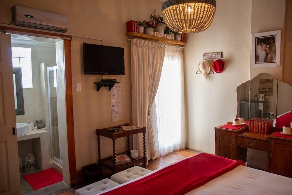 Mirabel Guesthouse 14/39