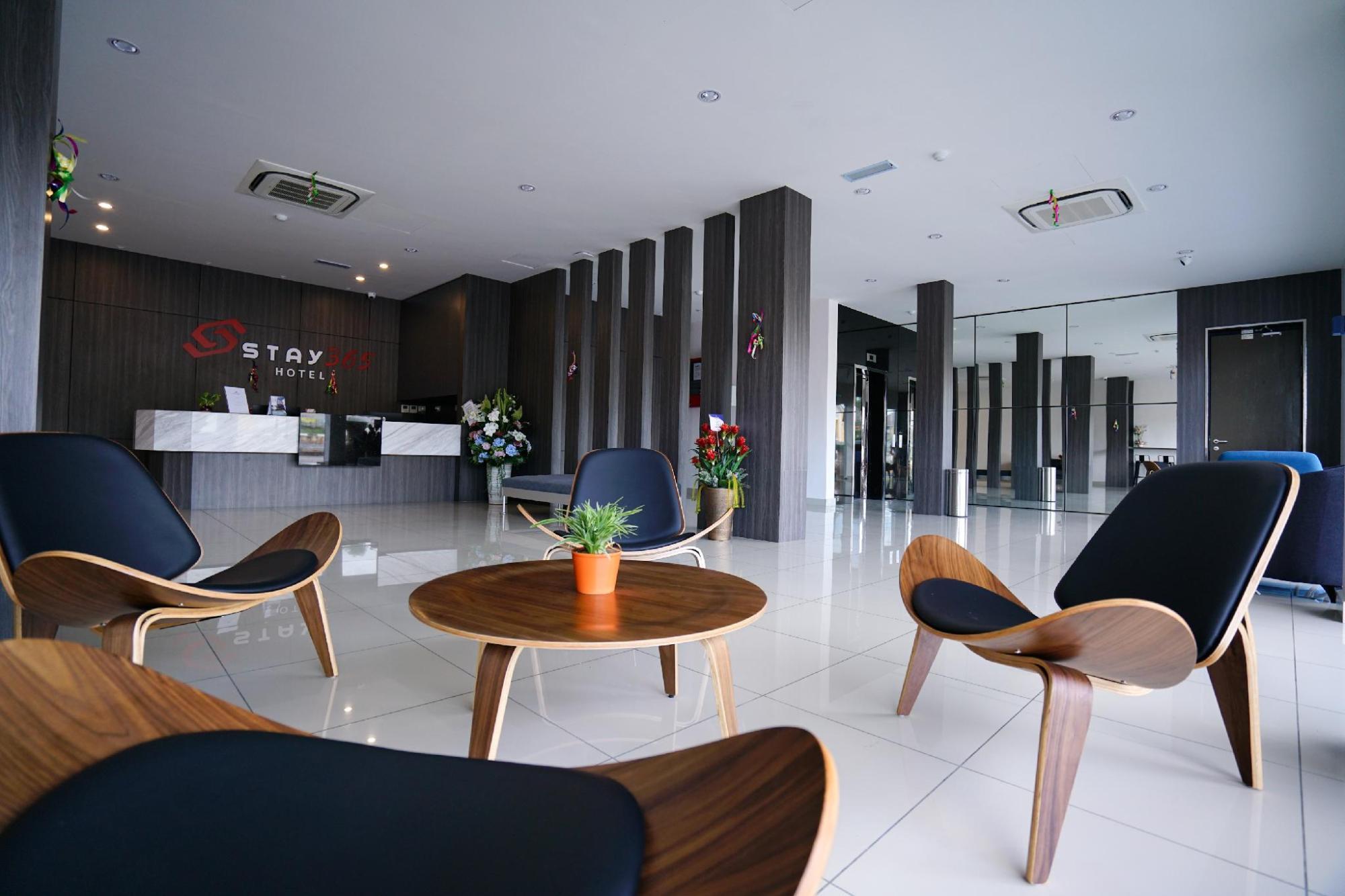Oyo 89386 Stay 365 Hotel 23/27