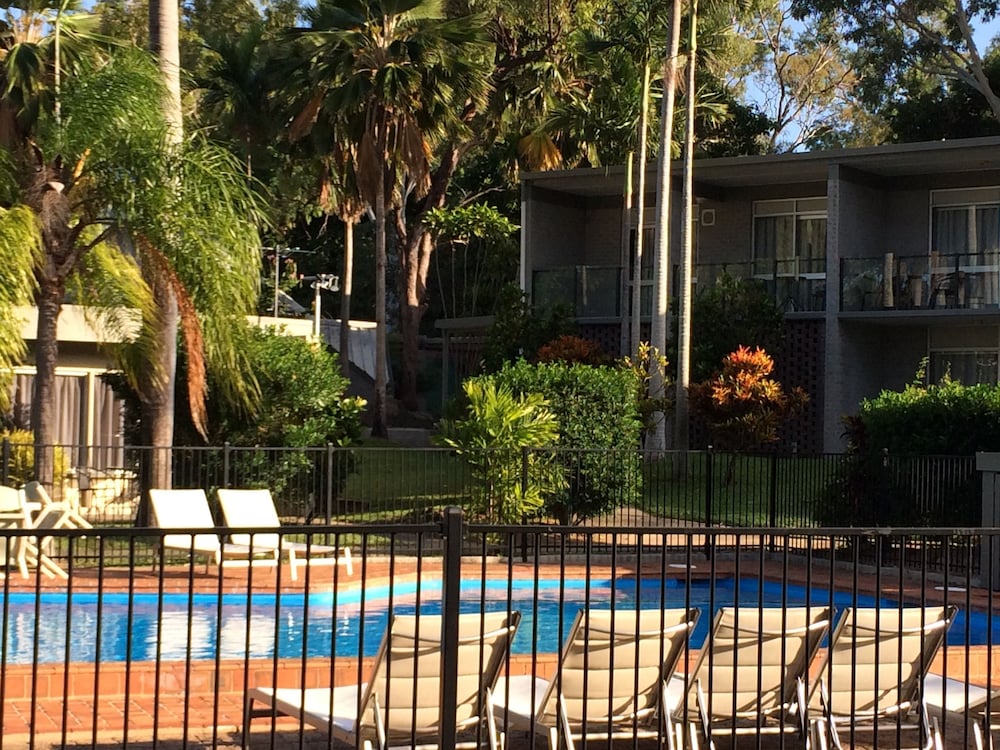 Arcadia Village Motel 21/24
