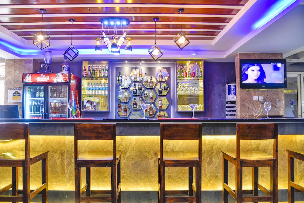 Hotel Laxmi Niwas 7/62