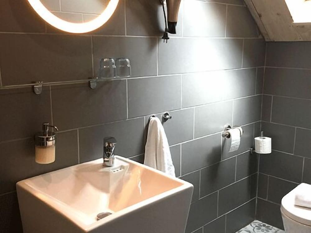 Boutique Hotel B&B Fleurie، بورجيز 41/50