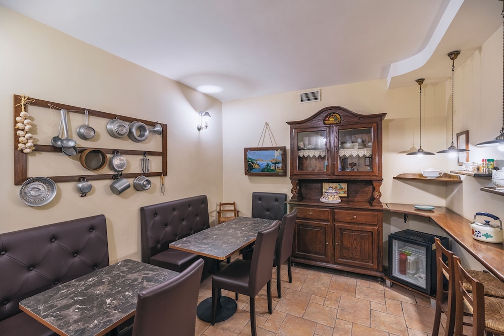 Hotel il Convento 59/81