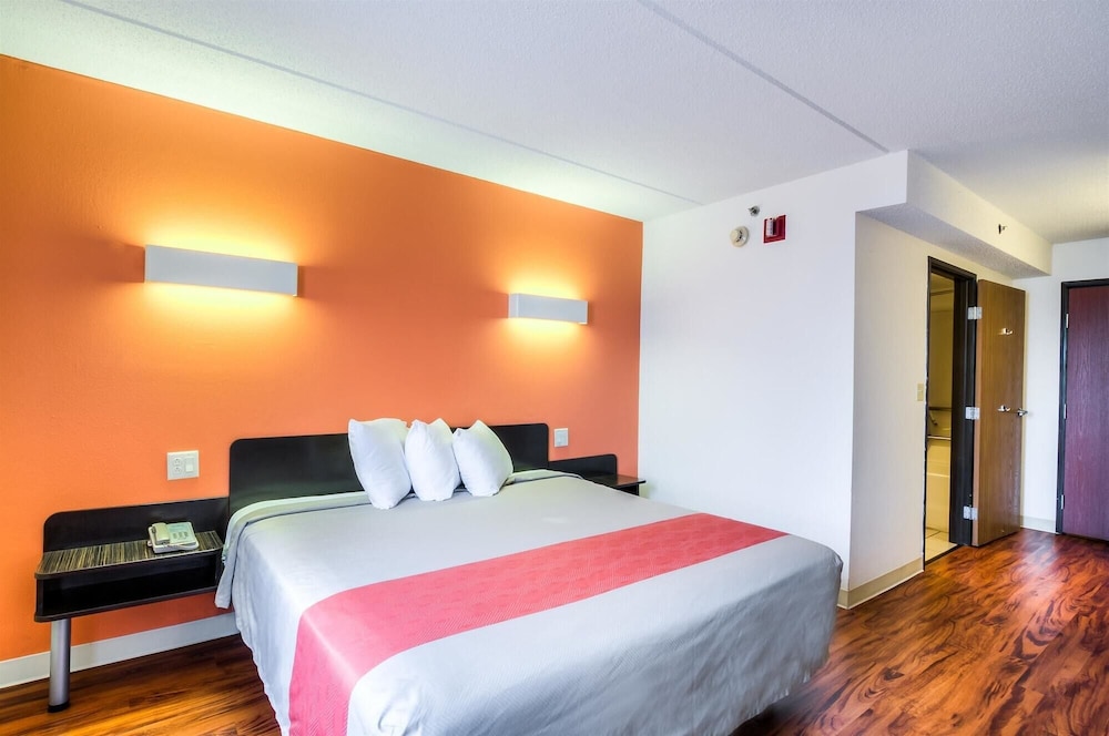 Motel6 Lansing, IL - Chicago South 21/41