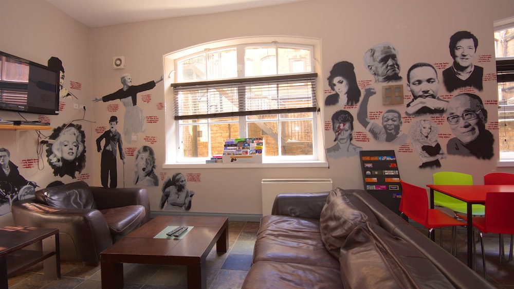 Albatross Hostel 20/28
