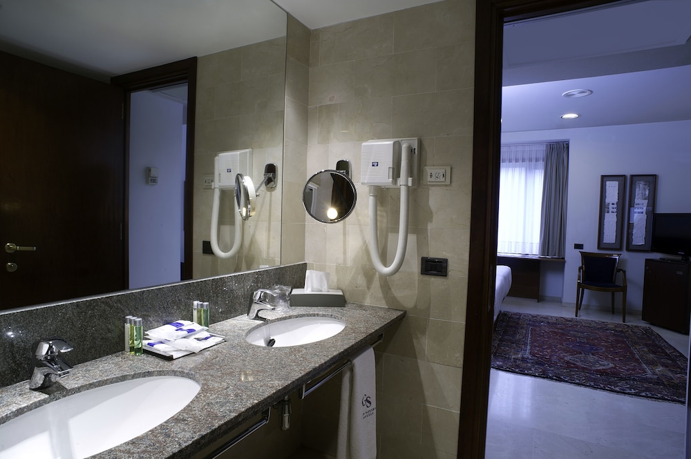 Gran Hotel Rey Don Jaime 68/70
