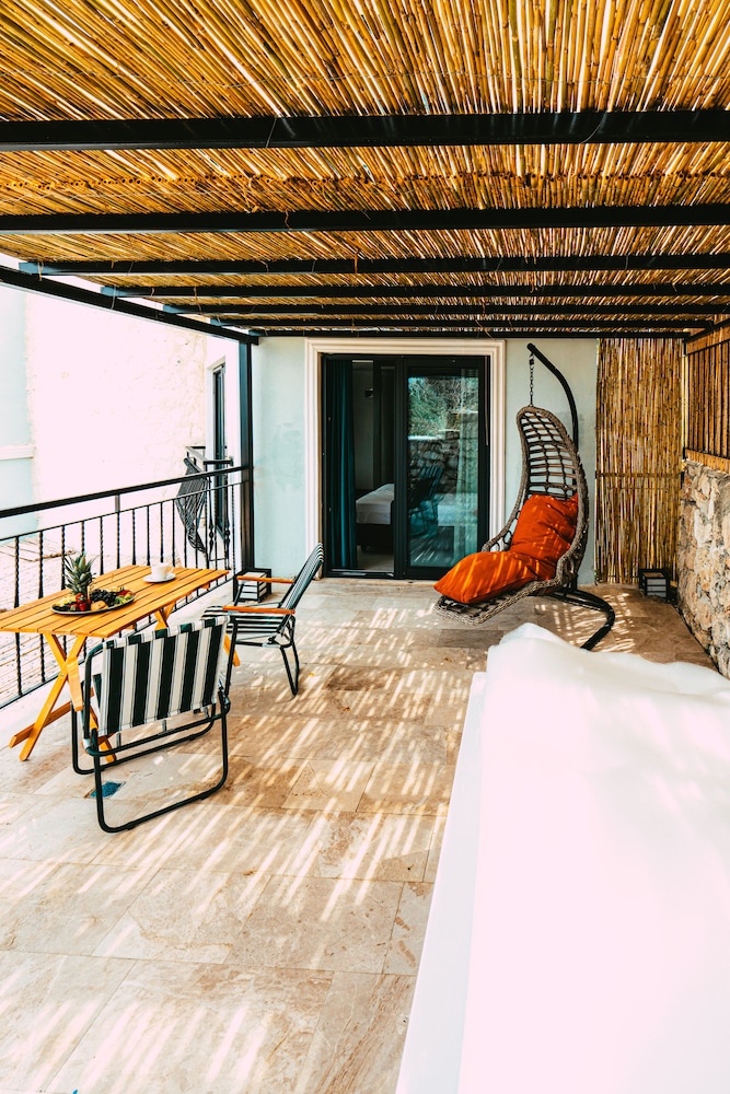 Gumus Yazar Hotel 26/50