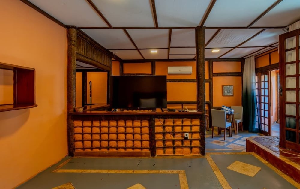 Dayo Hotel 6/50