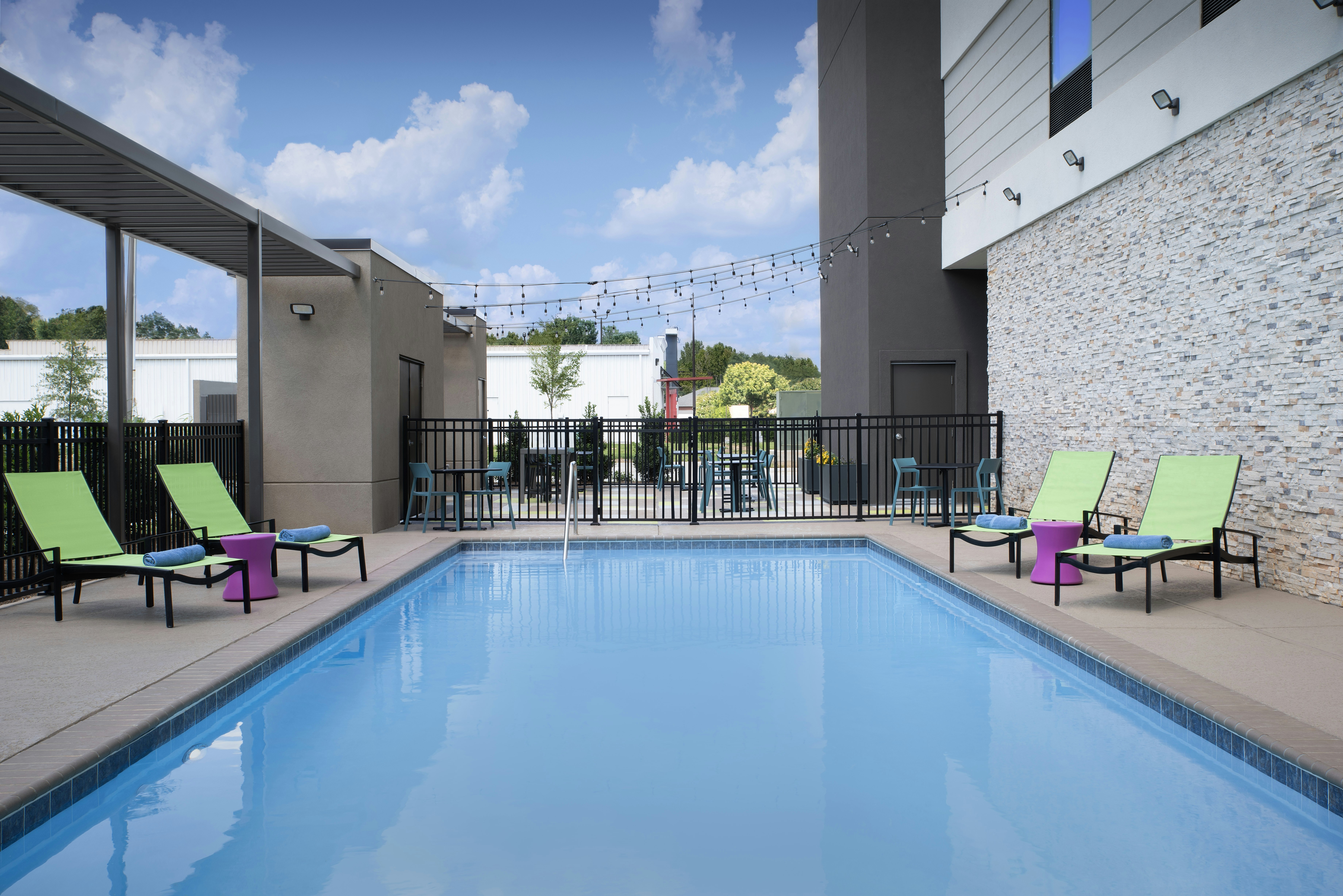 Home2 Suites by Hilton Athens I 65 10/23