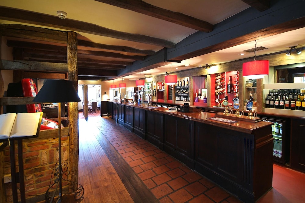 Premier Inn East Grinstead 27/32