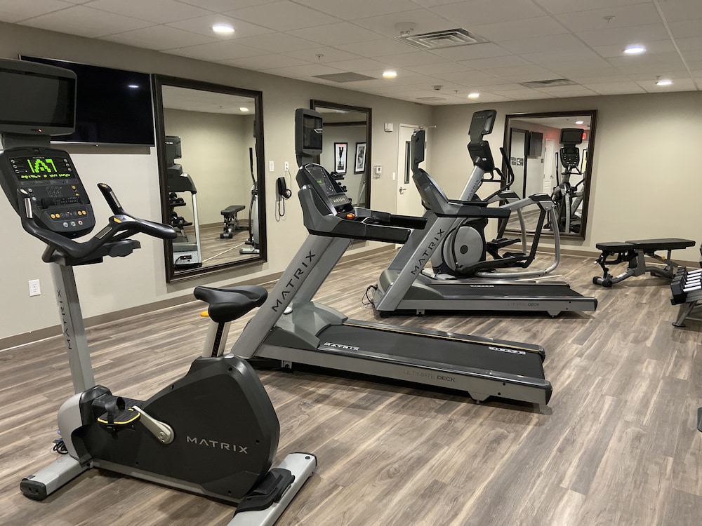 Staybridge Suites Denton 26/56
