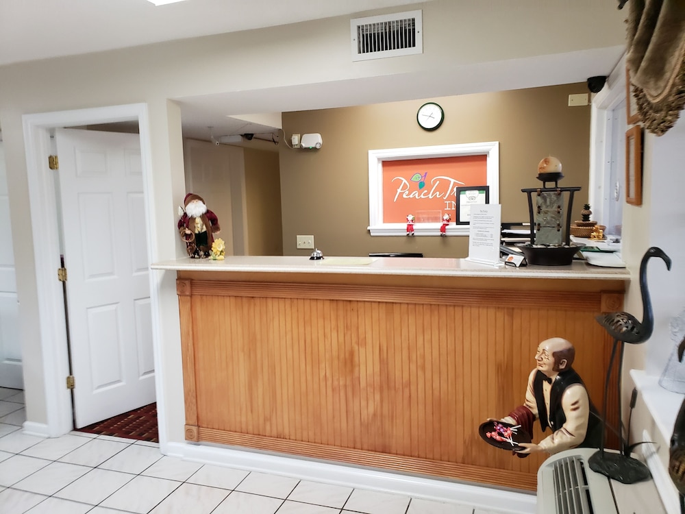 Peach Tree Inn 9/48