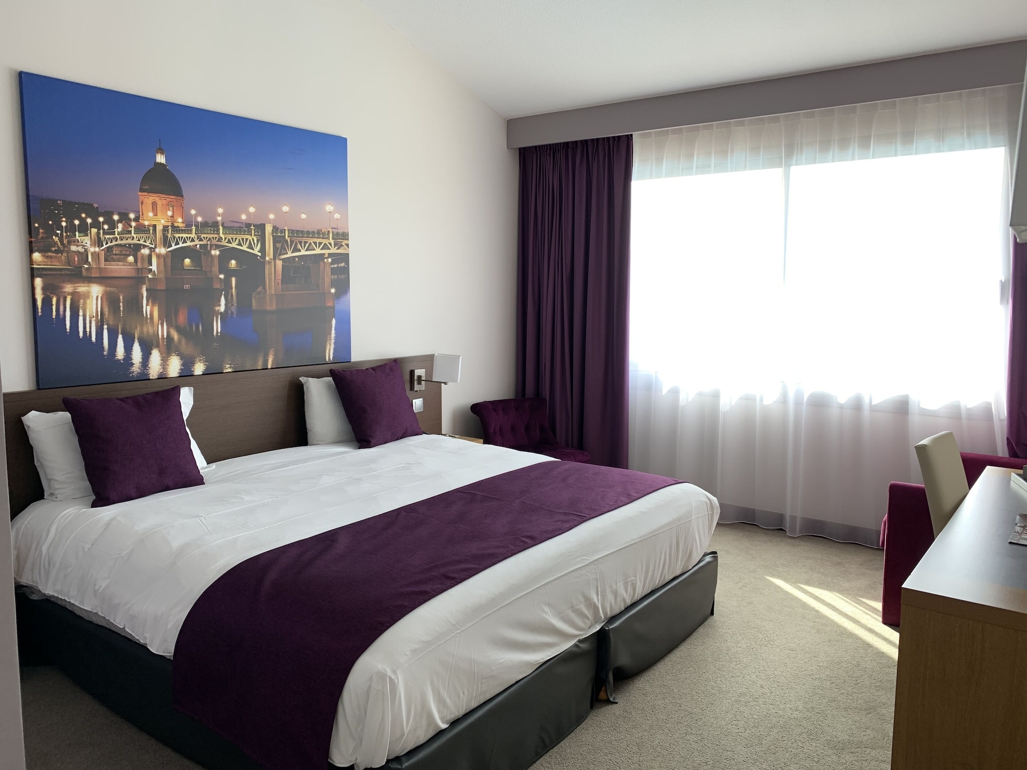 Room, Double Bed, Golf Course View, Sofa 2/7
