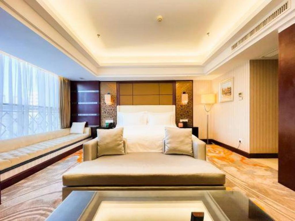 Yunhat Hotel 23/52