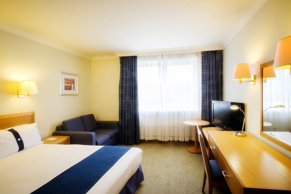 Holiday Inn Southampton-Eastleigh M3, jct13 24/72