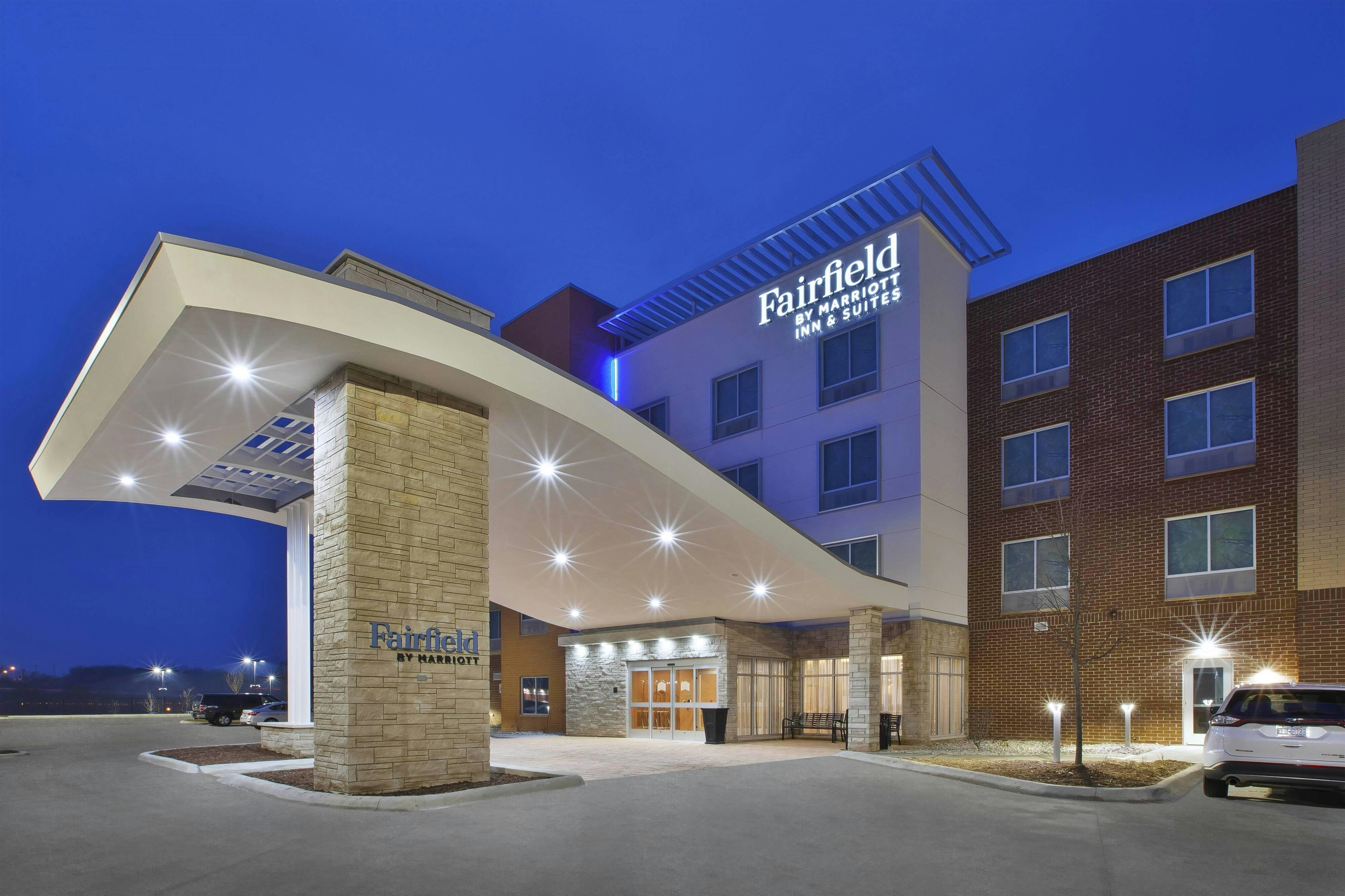 Fairfield Inn Suites Flint Grand Blanc 1/14