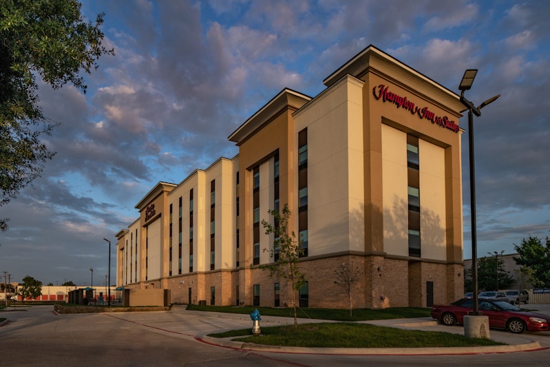 Hampton Inn And Suites Dallas/Plano Central 66/66