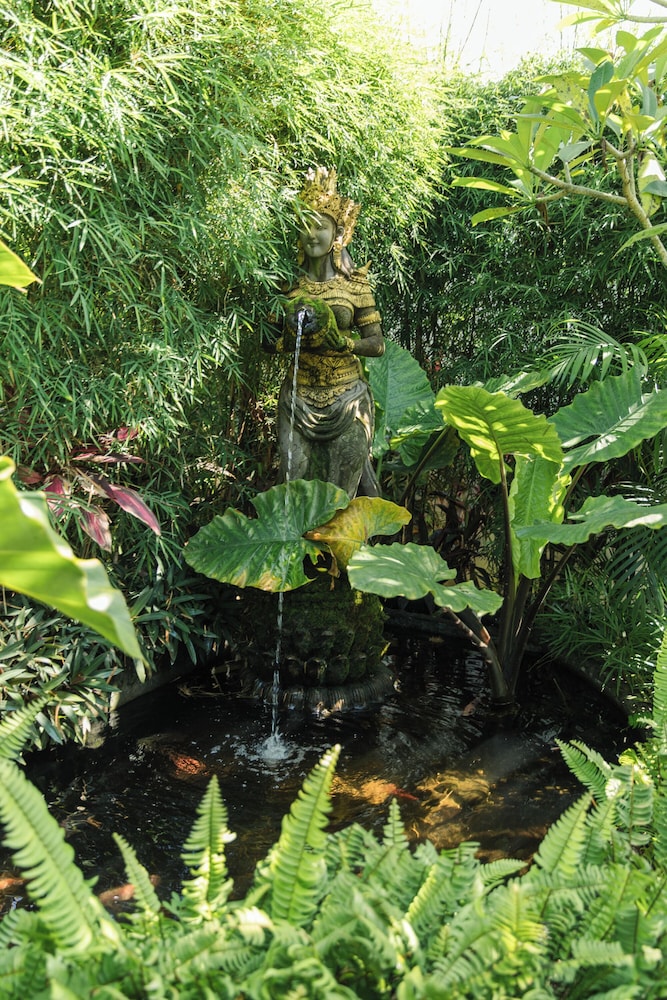 Shanti Boutique Retreat 49/57