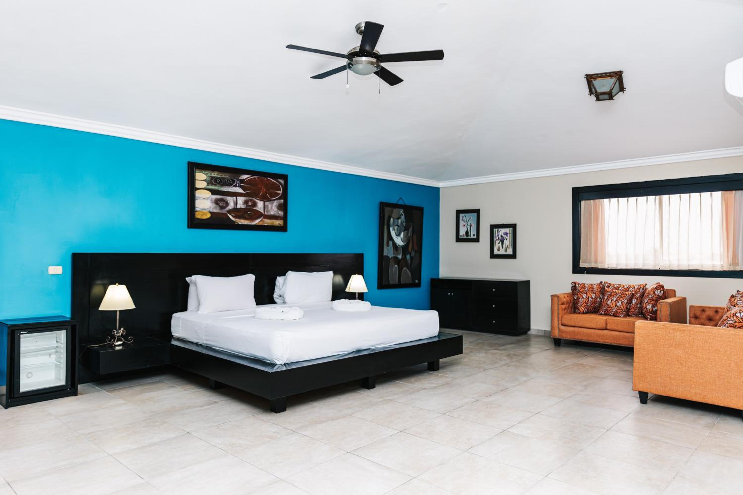 The MT Hotel Plaza Brisas 7/23