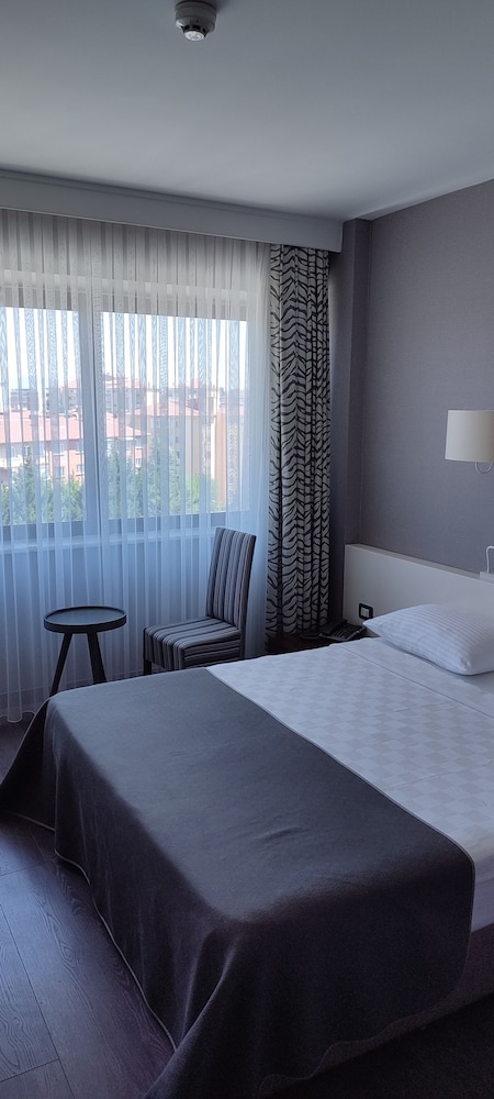 DEDEPARK HOTEL 13/50