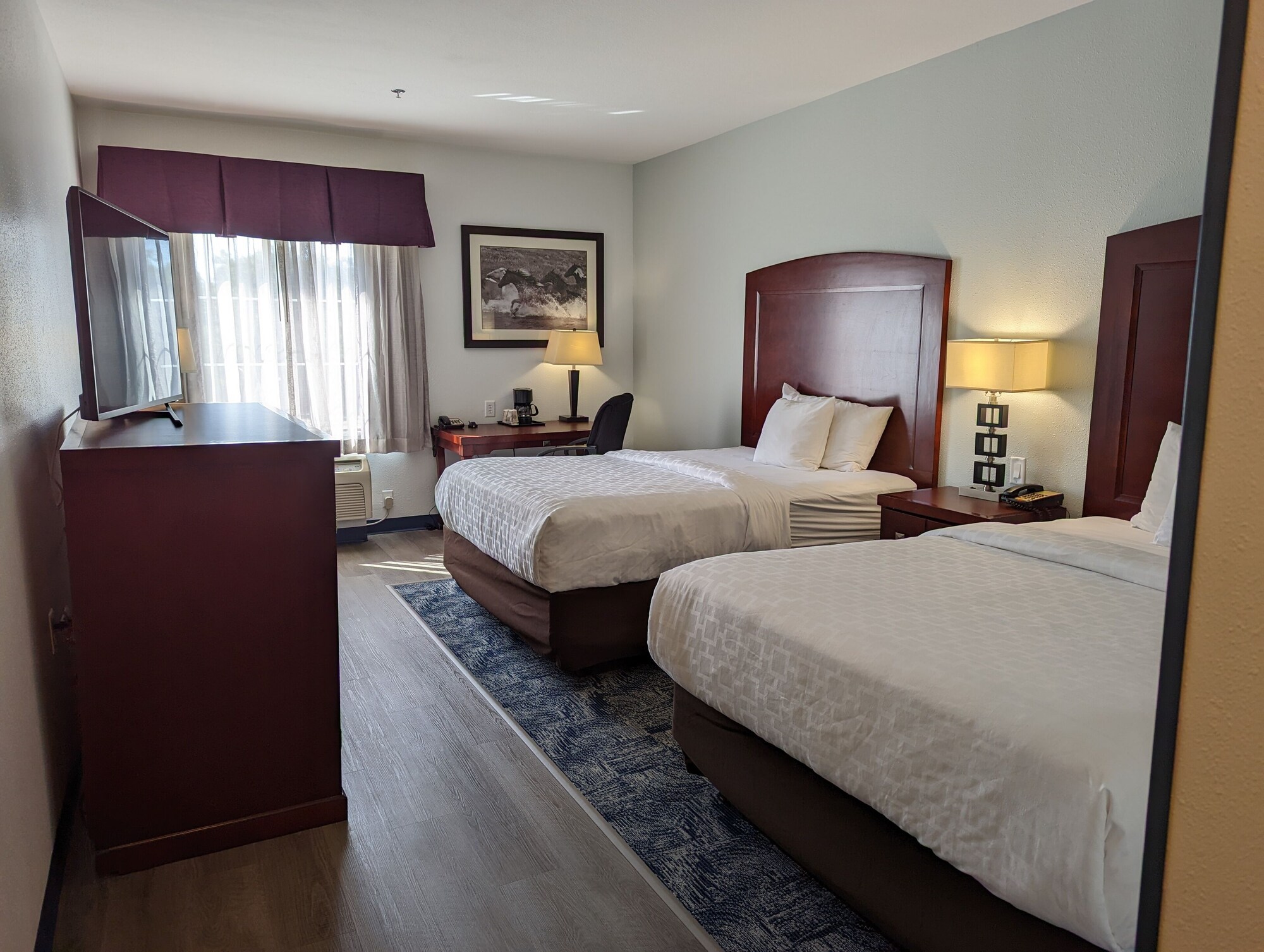 غرفة بسريرين كوين، La Quinta Inn & Suites by Wyndham Fort Worth NE Mall 3/7