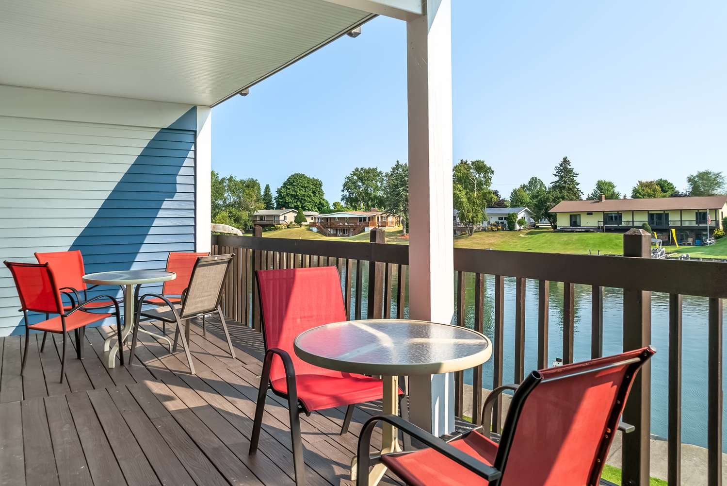 Best Western River Terrace 33/43