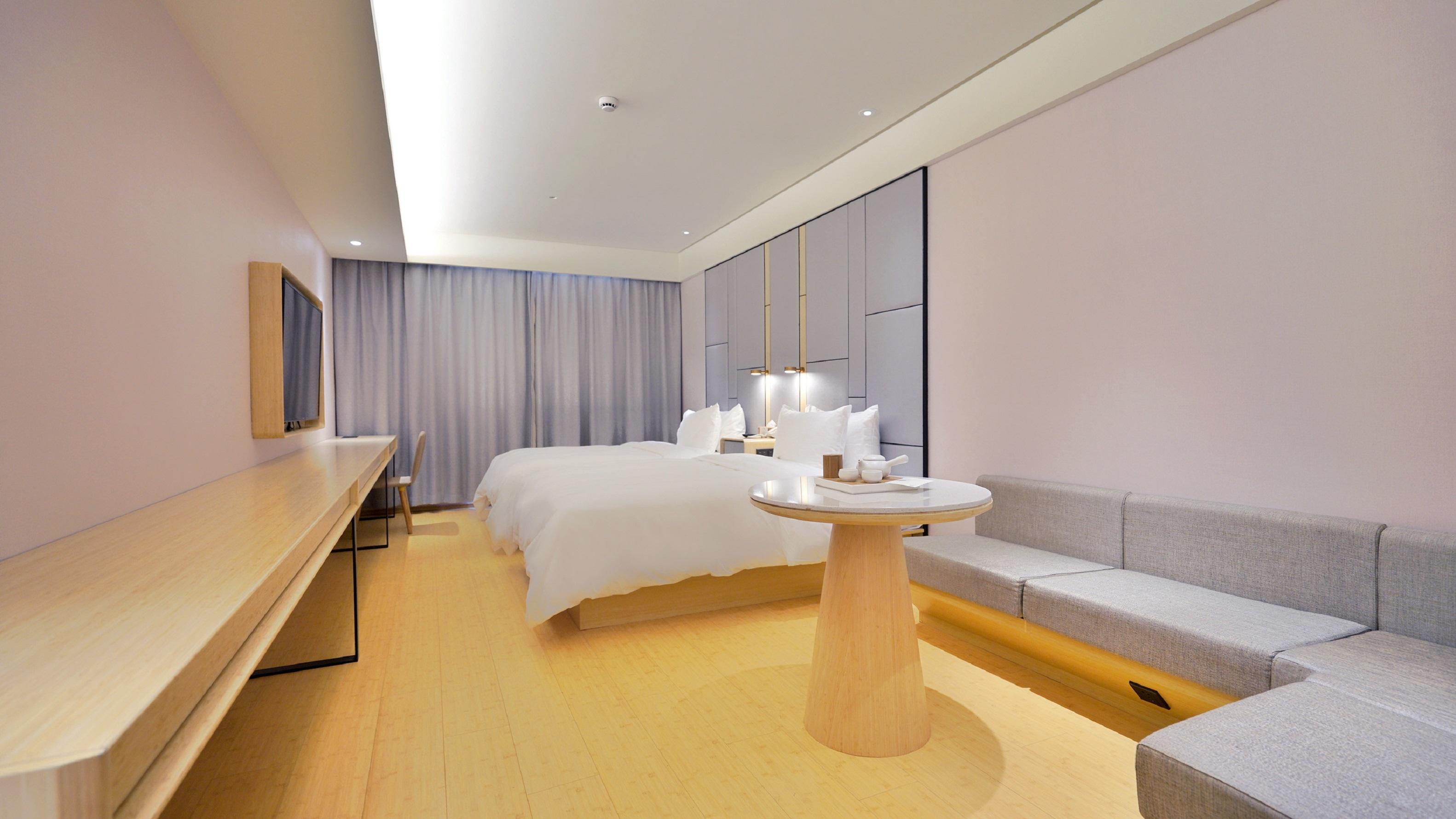 Ji Hotel (Shanghai Hongqiao National Exhibition and Convention Center Huaxiang Road) 18/33