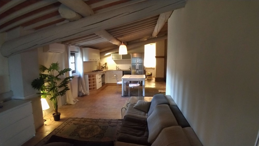 Villa Schiatti 52/75