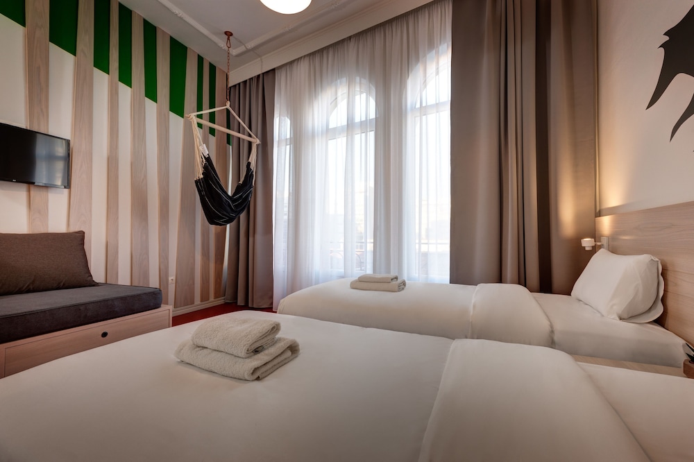 Colors Urban Hotel 26/75