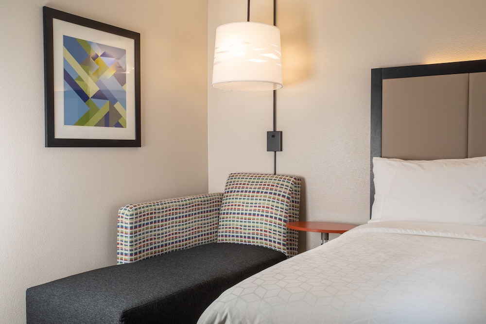 Holiday Inn Express Prescott 16/62