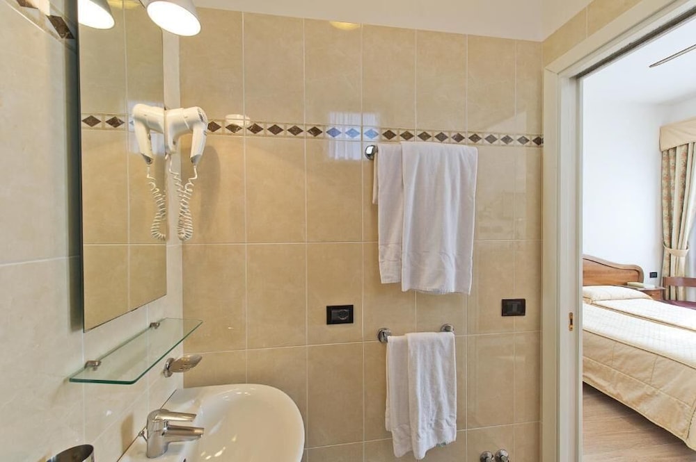 Hotel Cristallo 50/50