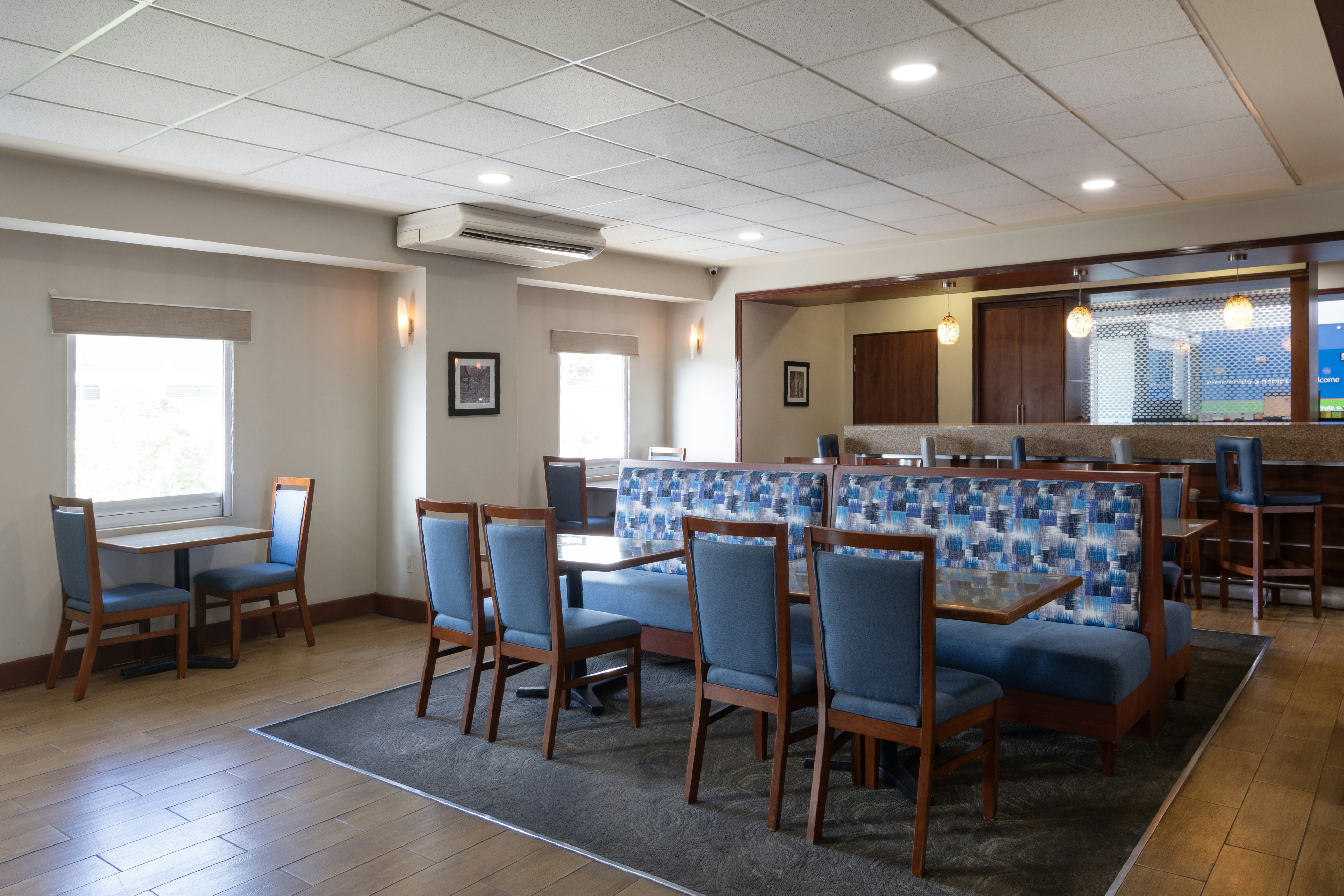 Hampton Inn by Hilton San Juan Del Rio 35/59