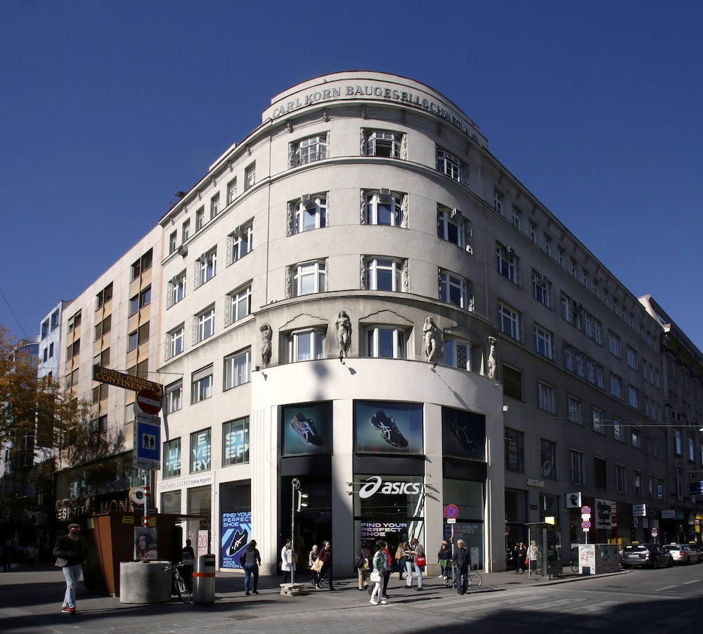 Hotel Continental 41/46