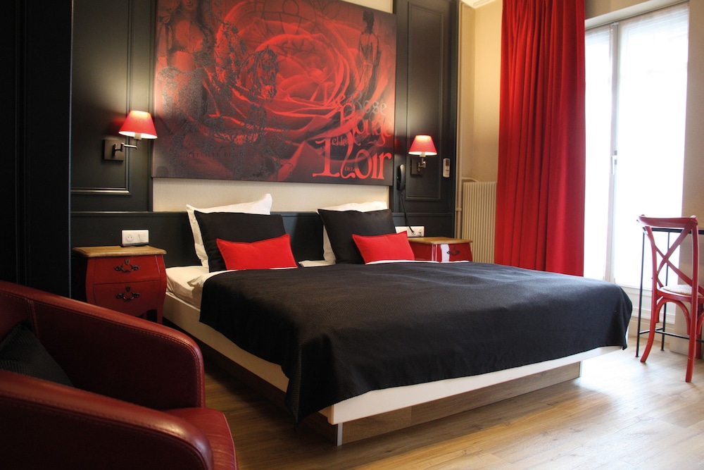 Hotel Roses Ex Hotel Aux Trois Roses 33/70