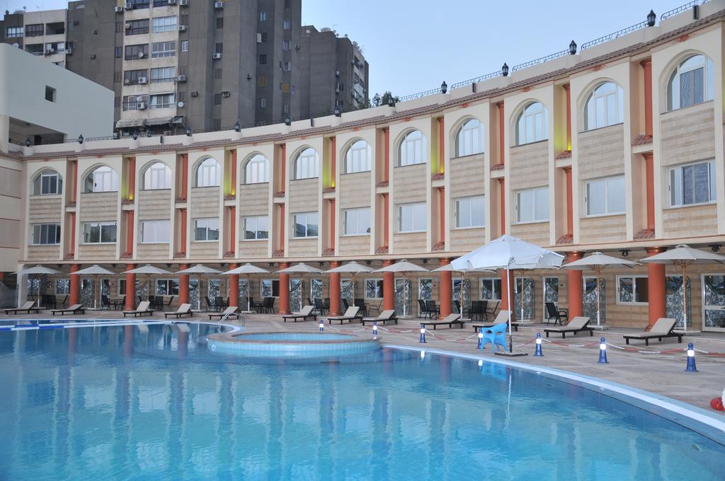 Rehana Resort 40/50