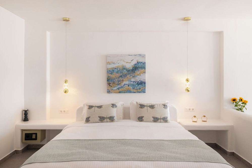 Absolute Bliss Imerovigli Suites 7/63