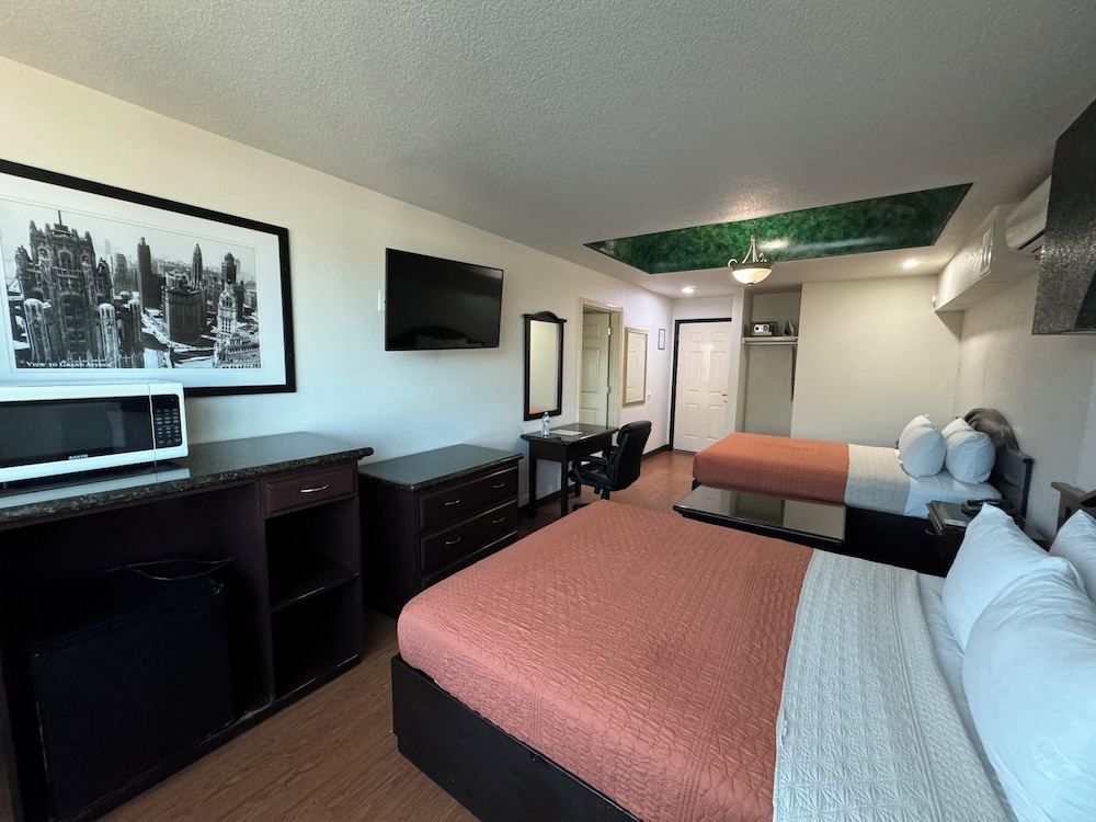 Suite, 2 Queen Beds