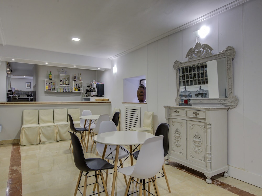 Hotel Emperatriz I 28/33