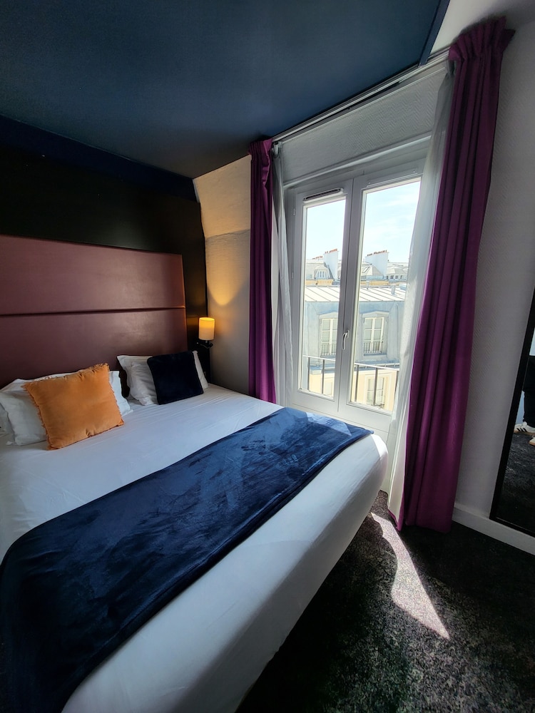 Accueil Hotel Paris Pigalle Montmartre 18/61