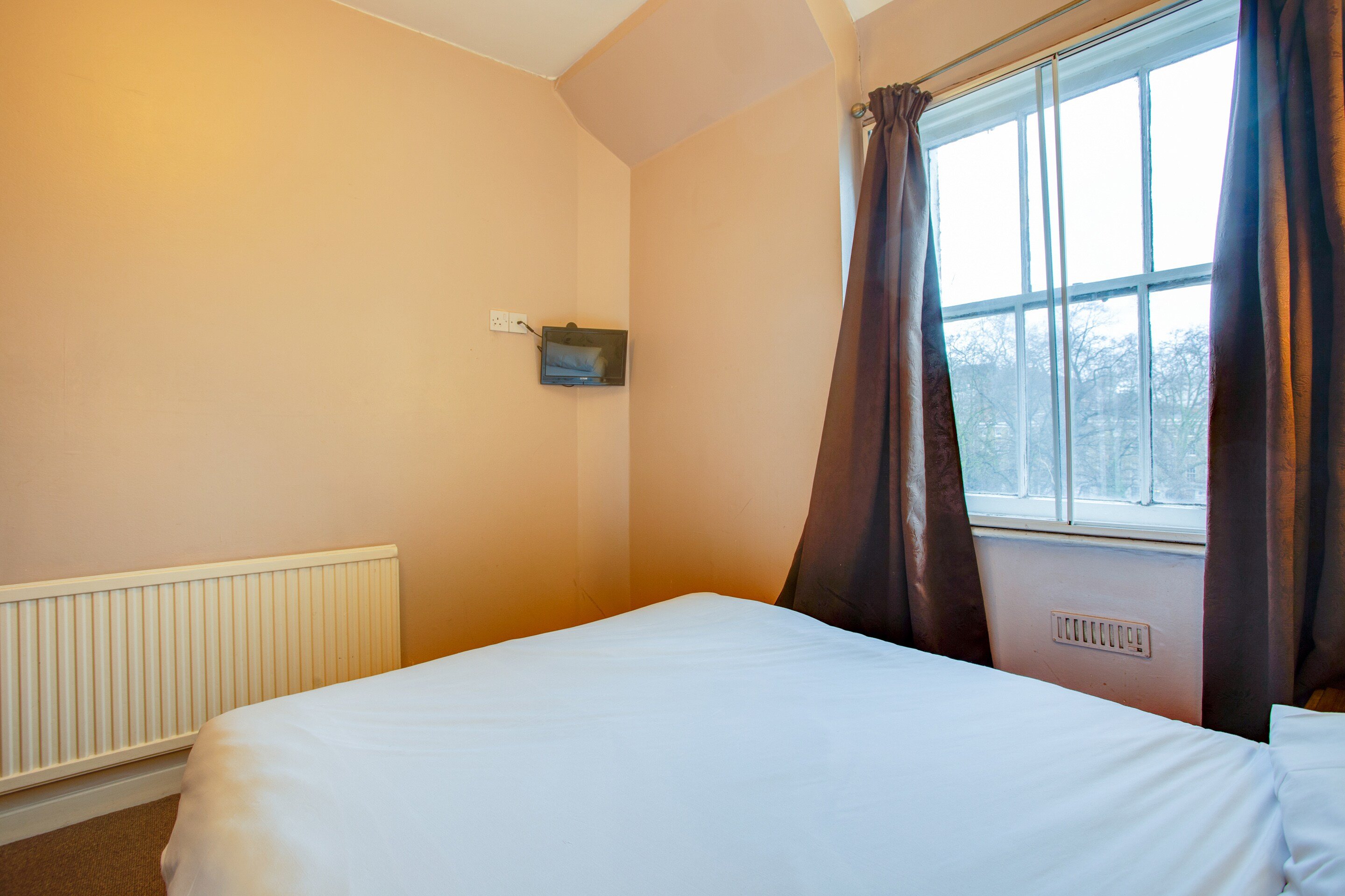 STANDARD, DOUBLE BED