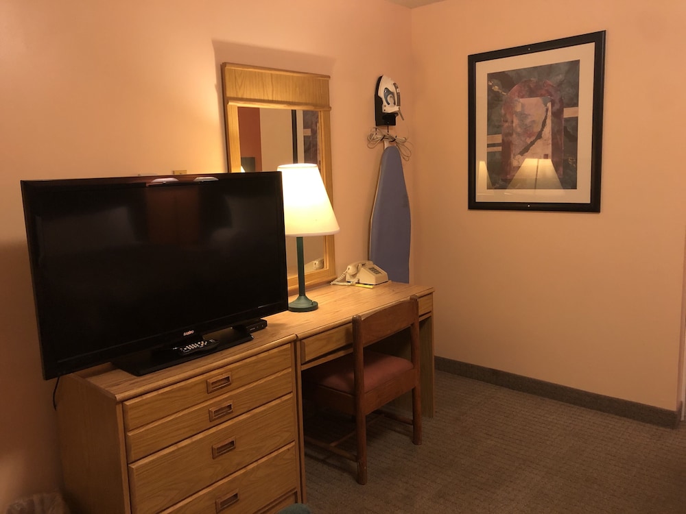 Canton Inn 45/60