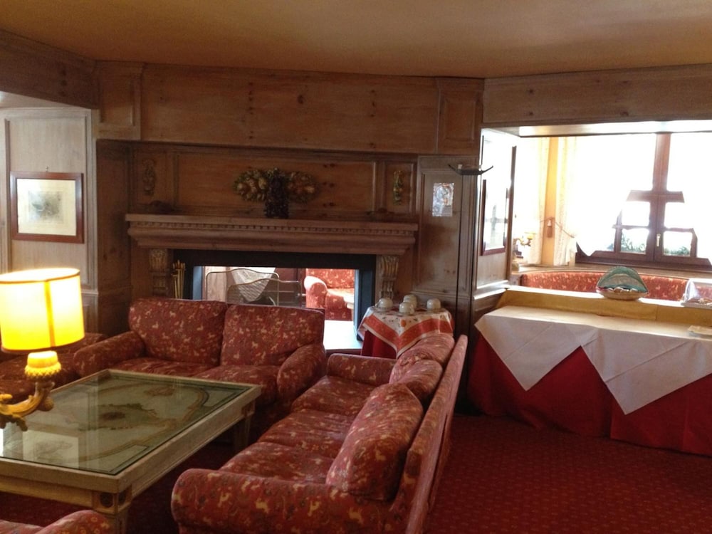 Hotel Residence Catturani 21/37