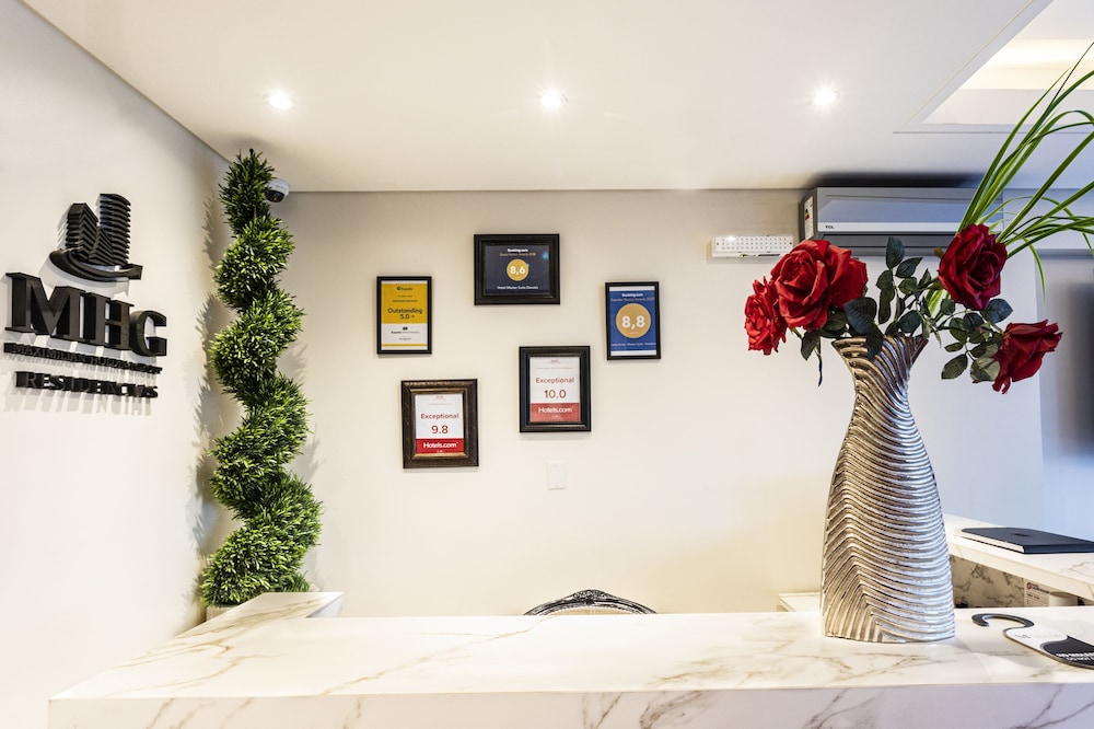 Hotel Master Suite Devoto 38/50