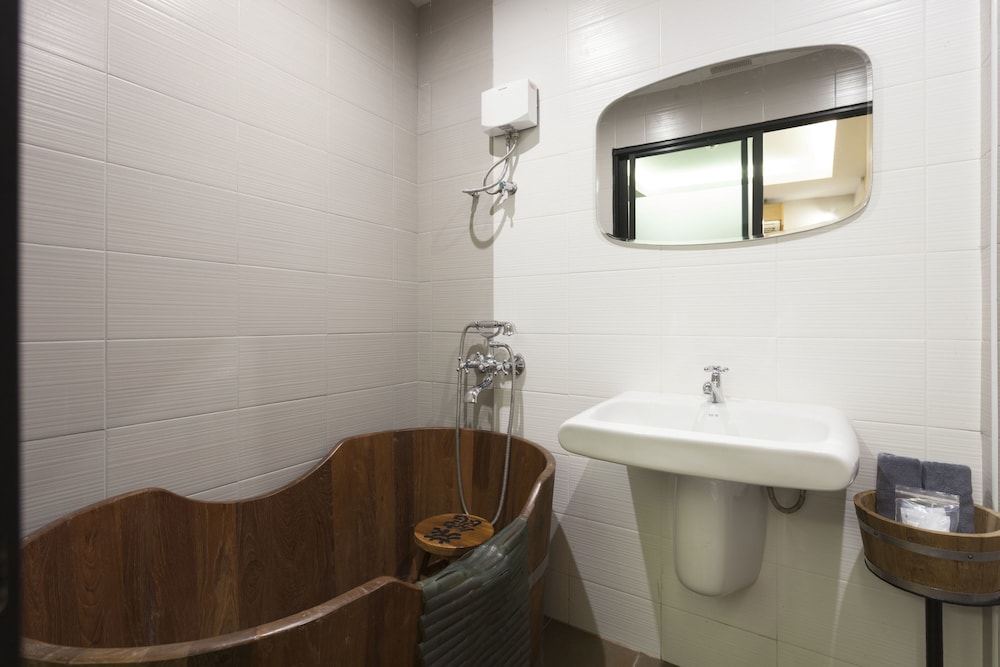 Haikin Ryokan 48/50