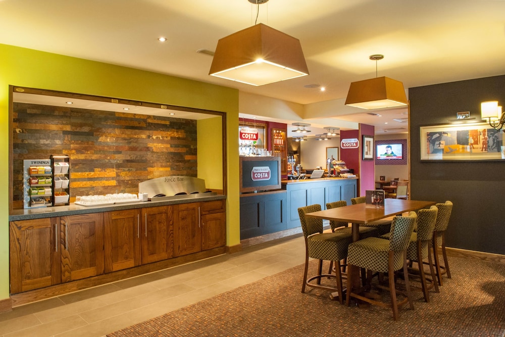 Premier Inn Worcester City Centre 33/58