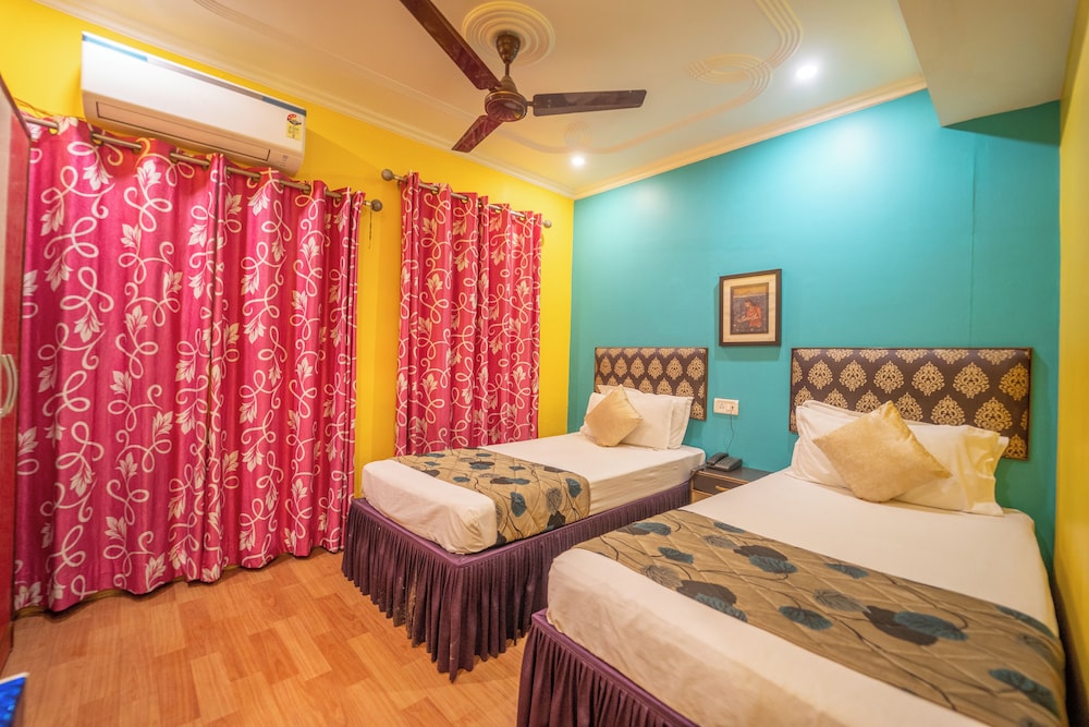 Tara Guest House 19/68