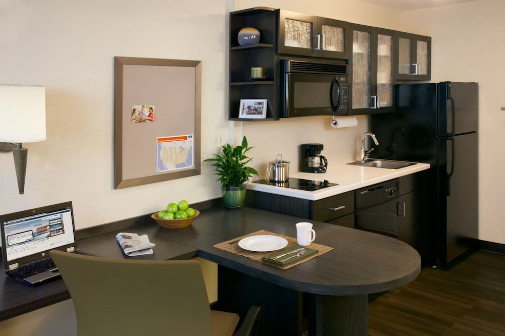Candlewood Suites Sayre 28/37