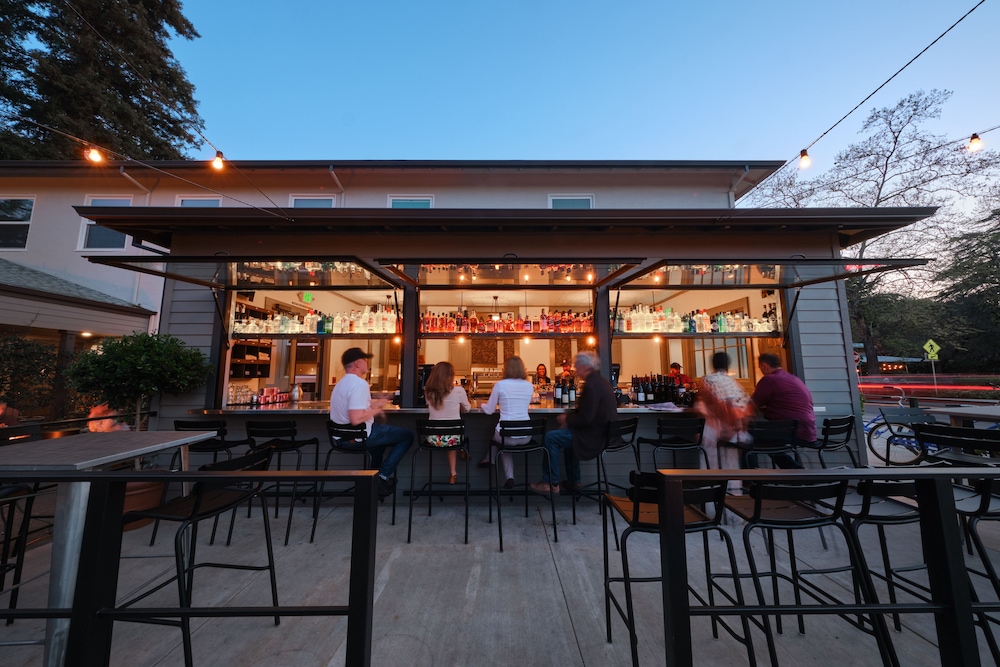 Calistoga Inn Restaurant And Brewery 44/69