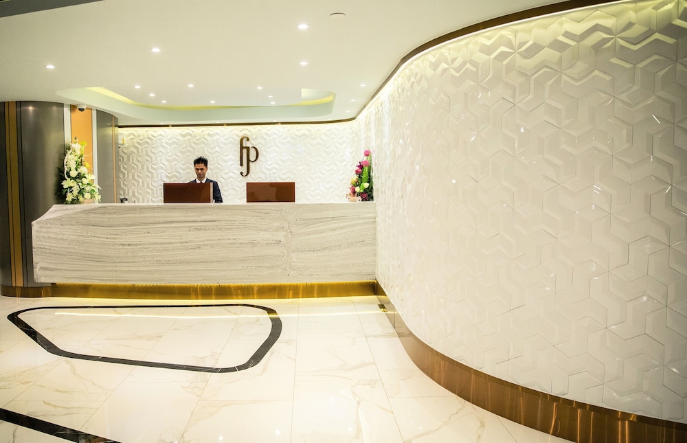 First Pride Hotel Bangkok 9/56