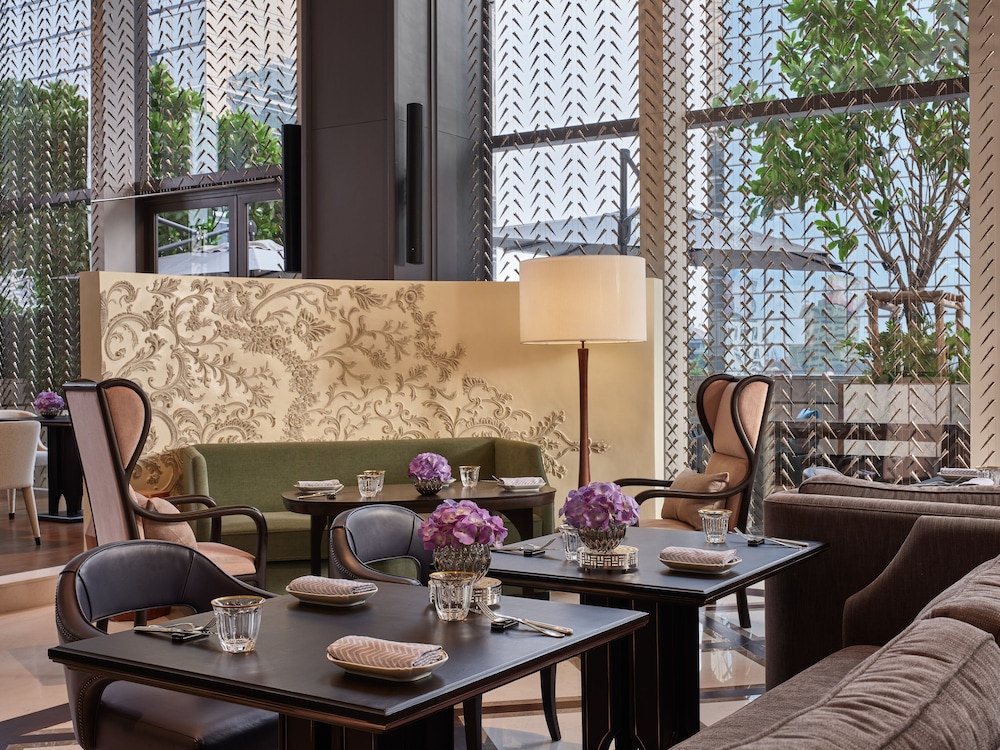 Rosewood Bangkok 75/84